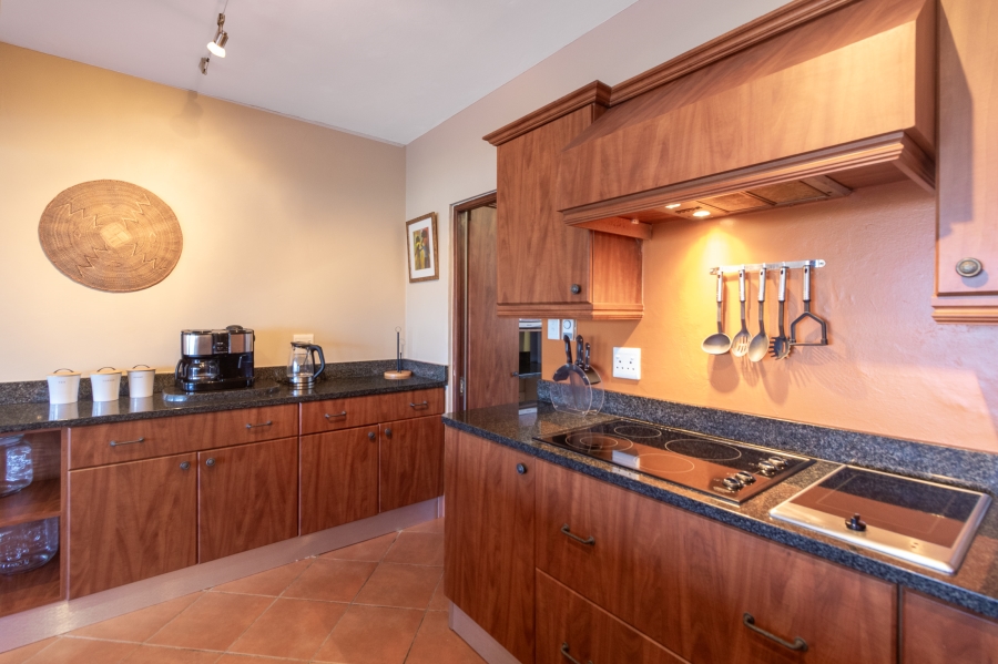 9 Bedroom Property for Sale in West Bank Eastern Cape